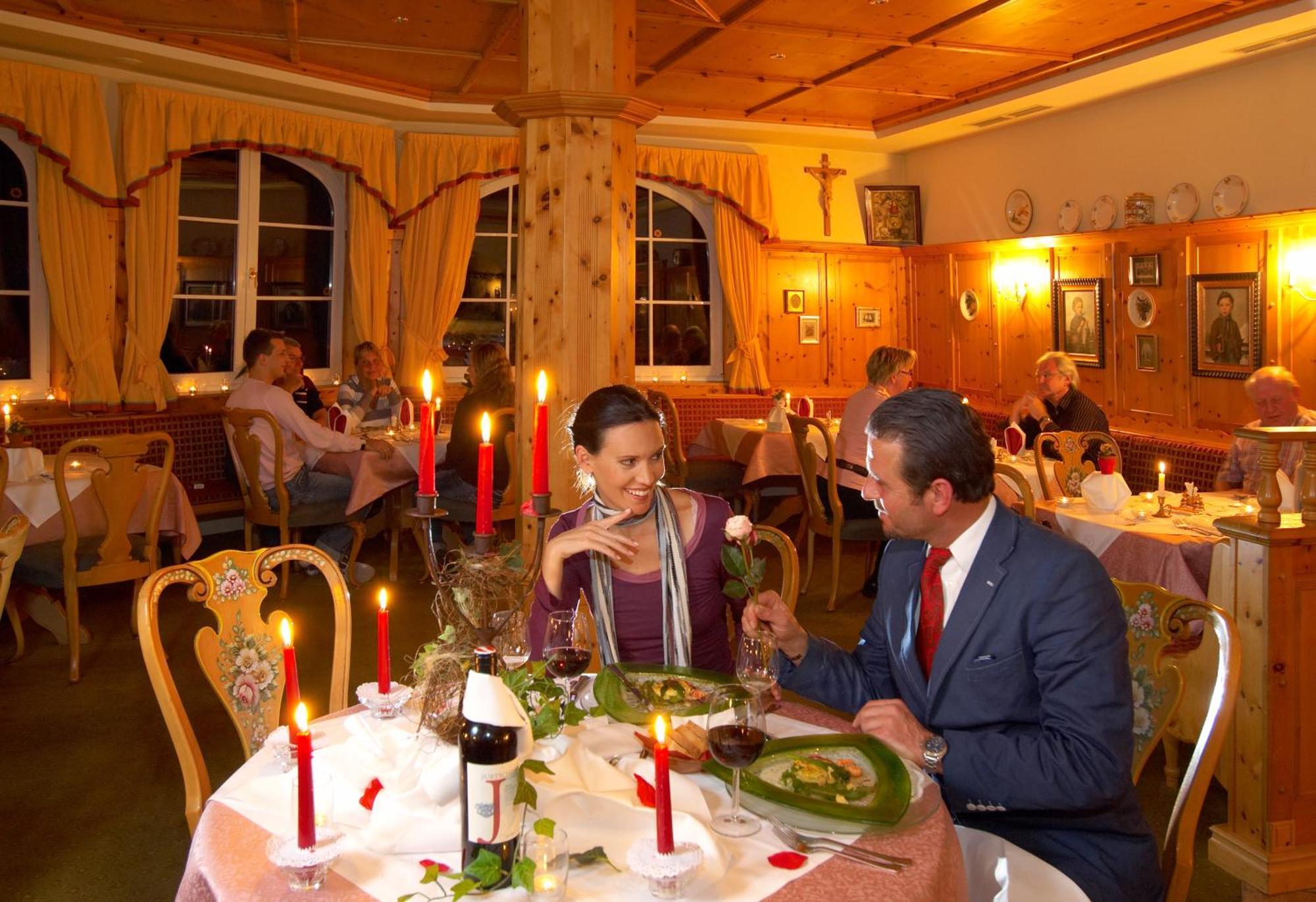 Wohlfuehlresort Und Feriengut Martinerhof ซังต์ มาร์ติน อัม เทนเนนเกอเบียร์เกอ ภายนอก รูปภาพ