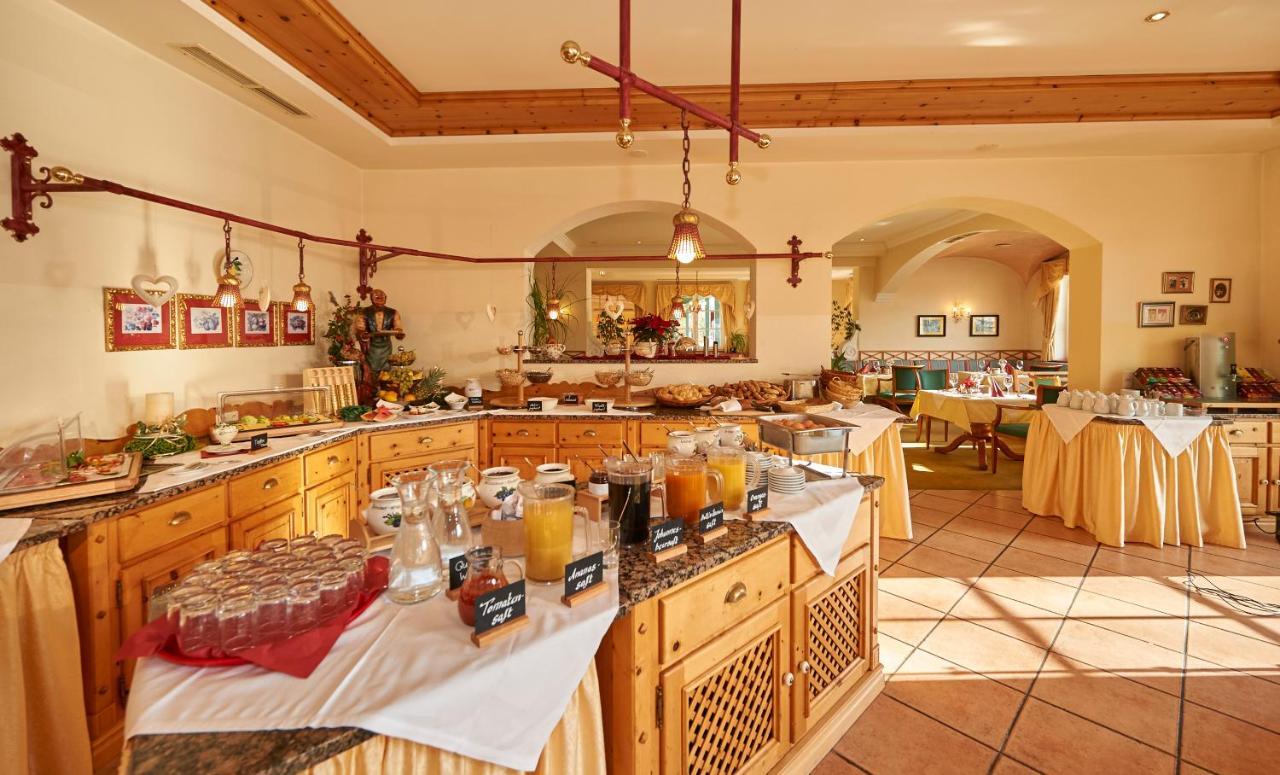 Wohlfuehlresort Und Feriengut Martinerhof ซังต์ มาร์ติน อัม เทนเนนเกอเบียร์เกอ ภายนอก รูปภาพ