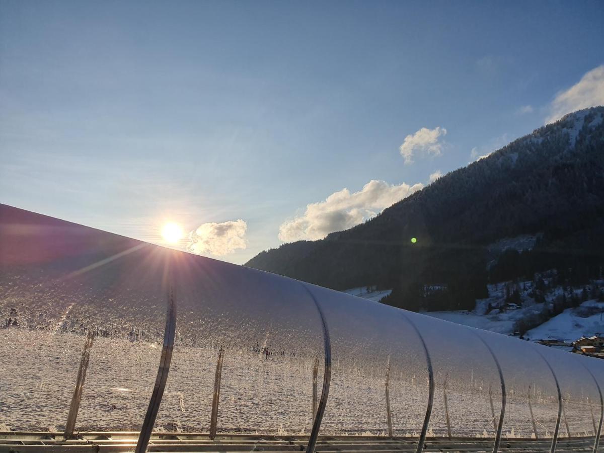 Wohlfuehlresort Und Feriengut Martinerhof ซังต์ มาร์ติน อัม เทนเนนเกอเบียร์เกอ ภายนอก รูปภาพ